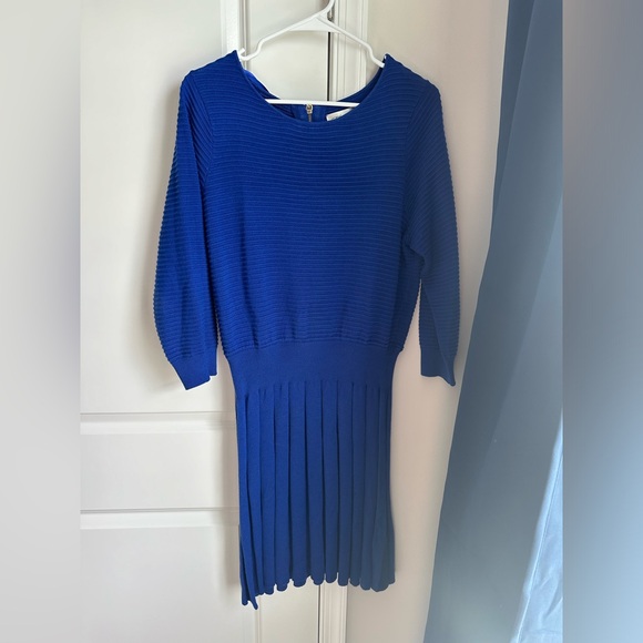 Eliza J - Sweater Dress Size LG - Picture 3 of 4